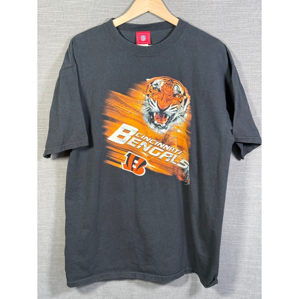 Vintage 2005 Cincinnati Bengals T Shirt Mens Large Y2K NFL Tiger Graphic Black